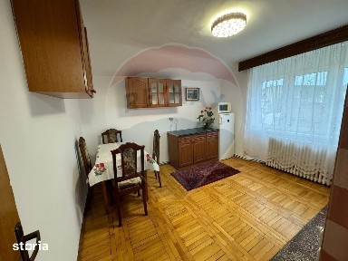 DE ÎNCHIRIAT- apartament 2 camere + garaj