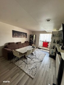 Apartament spatios cu 4 camere, 71 mp utili + balcon, zona Vasile Ale