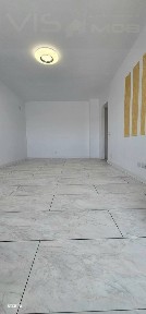 Apartament 2 camere, zona de jos