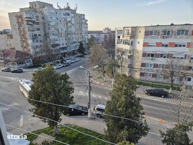 Vând apartament 2 camere decomandate in Navodari