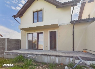 Duplex luminos 101 mp utili, teren 350mp în Covaci