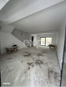 Casa de vanzare - triplex I Trivale Smeura