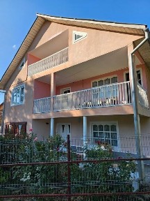 Oportunitate ! Casa mare 250m + 13 ari teren in Nasaud - Proprietar direct.