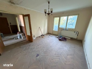 Apartament 3 camere, decomandat - Cugir
