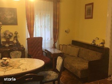 DE ÎNCHIRIAT CASA ULTRACENTRALĂ