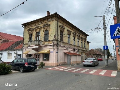 Vand spatiu (fost restaurant) Aradul-Nou,pe Calea Timisorii,st.274 mp.