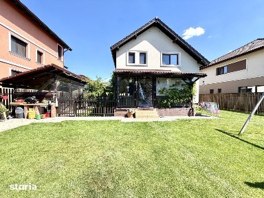 Casa individuala cu 4 camere, 120 mp utili, 817 mp teren - Dumbravita