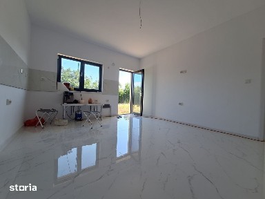 Duplex despartit prin camera tehnica-teren generos-95 mp utili-Giarmat