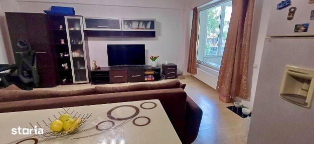 Apartament 3 camere de inchiriat Dambu, complet mobilat, Bloc Nou