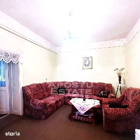 Casa de vanzare in Zimandu Nou