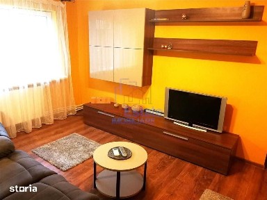 Apartament 3 camere Podu Ros 72 mp 2 balcoane, locatie excelenta