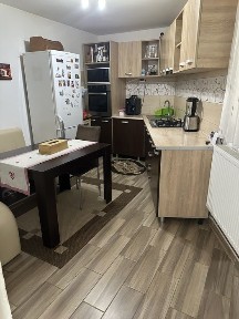 Casa de vanzare 1 Mai, zona linistita,suprafata construita 156 mp