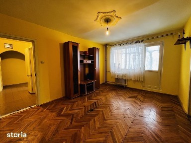 Apartament 4 camere, etaj 1 - Zona Girocului