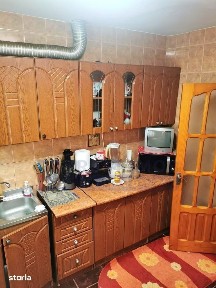 Apartament 3 camere Str. Aleea Florilor