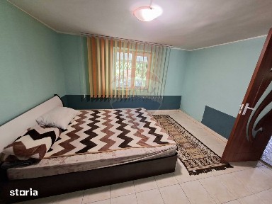 Casă / Vilă cu 4 camere de vânzare