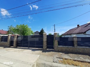 Casa cu 8 camere, 400 mp, 15 ari teren, Salcea