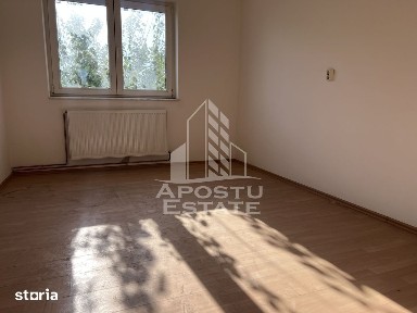 Ap cu 3 camere decomand,de vanzare, et 1, intre Giarmata/Dumbravita