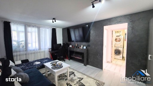 Apartament 2 camere - Lupeni, Str. Parangului, 55 mp, Renovat in 2025