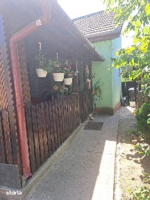 URGENT ! Casa 2 camere pe un nivel, Str. Basarabia, 78.800 euro neg.