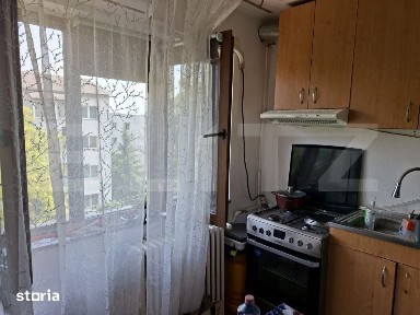 Camera camin, 21 mp, baie proprie, bucatarie, zona Pacurari