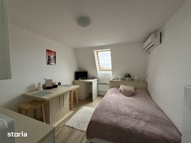 Garsoniera practica, 17 mp, mansarda - Lipovei
