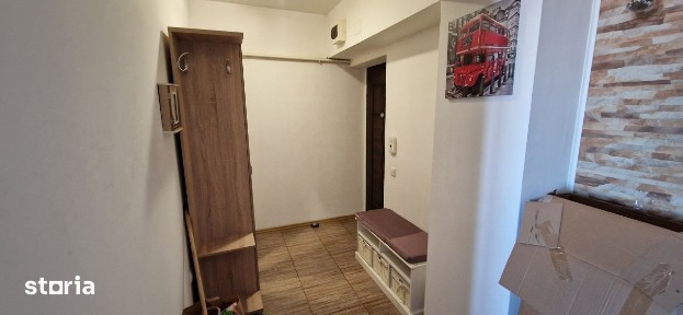 Apartament 2 camere, 61 mp, zona Craiovita Noua