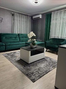 Apartamenr 3 camere Uta Ared