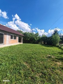 Casa 100 mp, 9 ari teren, drum privat, zona Busag