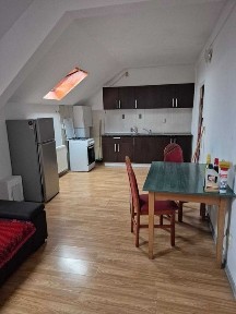 Inchiriez apartament cu 2 camere, Brasov, zona centrala