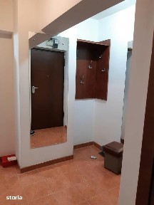 2 cam d 52 mp zona podul de fier rufeni et.1/4 500 euro liber