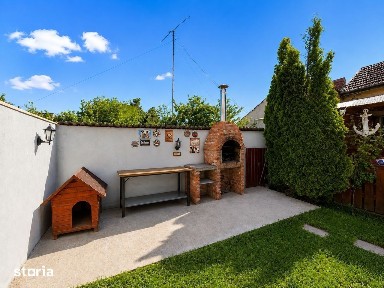 Casa singur in curte intr-o zona deosebit de buna - IMOBIHOR