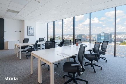 Spațiu de birou privat pentru 10 persoane în Regus Business Plaza