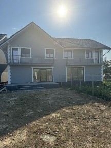 Duplex nou la cheie, zonă liniștită