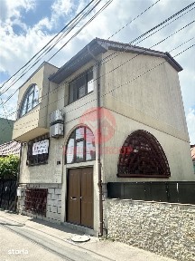 Vila Impresionanta, 220 mp Utili, zona Casa de Cultura