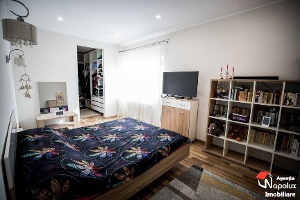 EXCLUSIVITATE - Casă SMART modernă cu piscină