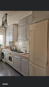 Apartament cu 2 camere decomandate,etaj intermediar si parcare inclusa