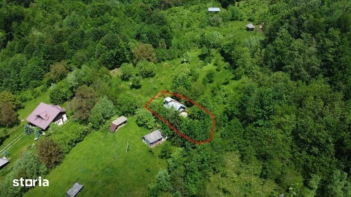 Casă de vânzare în comuna Brăduleț, sat Cosaci, județ Argeș.