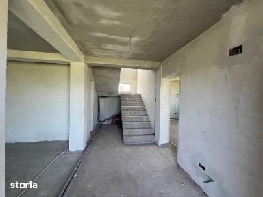 Casa P+1+Pod, 254 mp, 500 mp teren, zona lac Ghercesti - Aeroport Crai