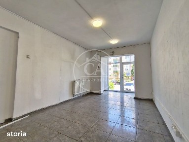 Spatiu comercial de inchiriat cu 2 camere in zona Decebal, Oradea