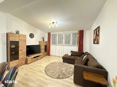 Apartament 3 camere de vanzare | Sisesti | Parcare | Curte