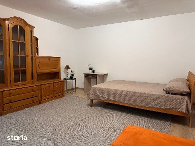 Proprietar, închiriez garsoniera cu contract Anaf zona Sineasca