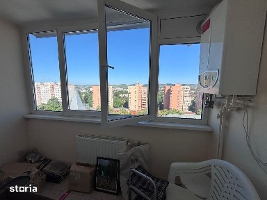 Apartament, luminos si spatios, spre vanzare, in cart. Dambu