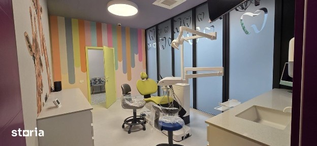 Clinica stomatologica, 2 cabinete, 5 parcari, zona Intre Lacuri