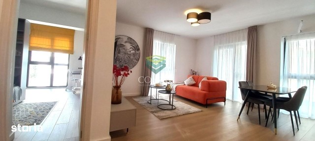 Apartament 3 camere - Parcului 20