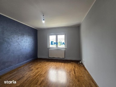 Apartament 3 Camere De Vanzare in Zona Excelenta Str. Aprodu Purice, B