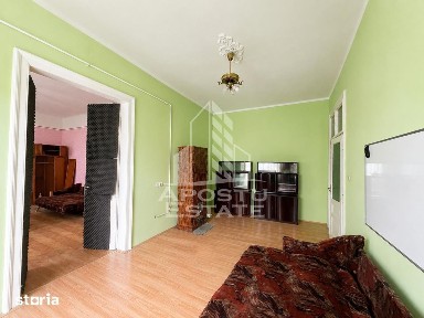 Apartament 2 camere la curte comuna, zona Odobescu Timisoara