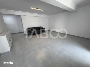 Spatiu birou de inchiriat open space balcon 54 mpu Doamna Stanca Sibiu