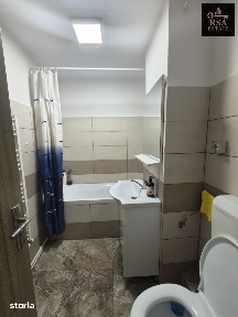 Apartament de inchiriat, 3 camere, zona centrala Ramnicu Valcea