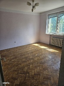 Apartament 2 camere zona Stefan Luchian, et 3 cu sarpanta,decomandat