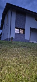Vând casă nouă din cărămidă